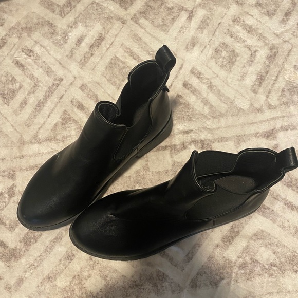 Black Ankle Boots - Picture 3 of 4